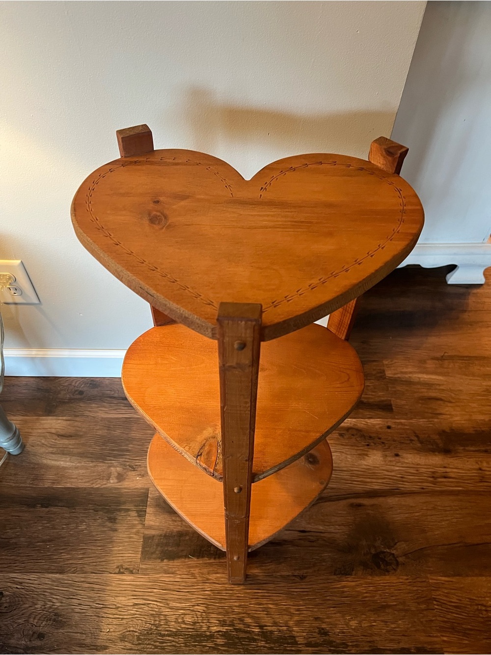 Heart-Shaped 3-Tier Wooden Accent Shelf - Natural Wood